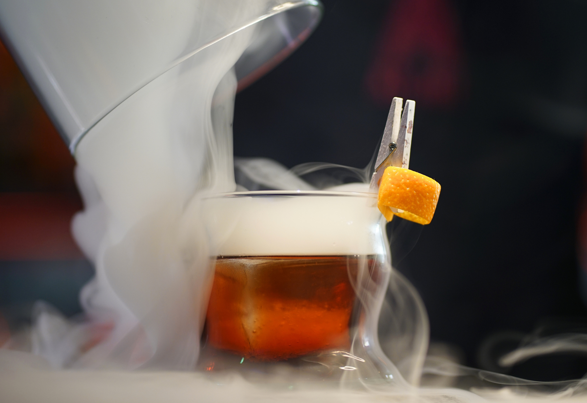 Affumicare Cocktail con Fumus: due ricette speciali firmate Barman Cattivo